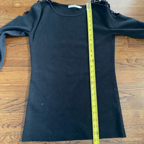 Stitches&Stripes Emmie Lace-Up Shoulder Cutout Pullover - Picture 13 of 14